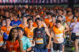 BIB: 553, 2064, 24274, 2212, 220
                            <button type="button" onclick="openModal(22826570)" class="btn btn-primary btn-sm float-right btn-popup" data-toggle="modal" data-target=".modal-high-quality">
                        <i class="fas fa-shopping-cart"></i> Add to Cart
                    </button>
                                            <button type="button" onclick="isThisMe(22826570, true)" class="btn btn-success btn-sm float-right btn-popup btn-isme hidden" data-toggle="tooltip" data-placement="bottom" title="นี่คือรูปของคุณใช่ไหม คลิกที่นี่เพื่อเอาเข้าอัลบั้ม">
                        <i class="fas fa-plus"></i> Add to album
                    </button>
                    <button type="button" onclick="isThisMe(22826570, false)" class="btn btn-warning btn-sm float-right btn-popup btn-isnotme hidden">
                        <i class="fas fa-ban"></i> Remove from album
                    </button>
